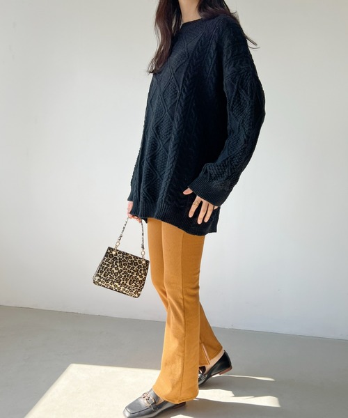 CLEA(クレア)の「サイドスリット入り セミフレアリブ裏起毛レギンスパンツ(レギンス/スパッツ・レディース・ライトグレー/テラコッタ/ブラック/チャコールグレー・FREE)」の14枚目の写真