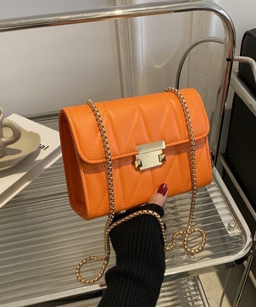 Burner（バーナー）の「【OKUOKU　0909】チェーンショルダーバッグ oku-bag-686906783466-155（ショルダーバッグ・レディース・C/D/E/F/B/G/A/H・FREE）」の8枚目の写真