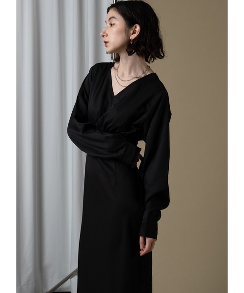 Adoon plain（アドーンプレーン）の「スタイルアップワンピース / ′22aw（ワンピース・レディース・ブラック/ライトグレー・MEDIUM/LARGE）」の4枚目の写真