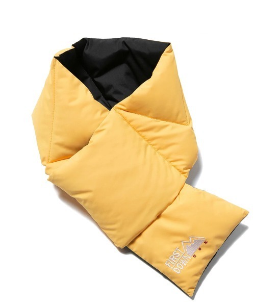 FIRST DOWN(ファーストダウン)の「【FIRST DOWN】DOWN SCARF MICROFT(マフラー・メンズ・ブラック/グリーン/イエロー・FREE)」の1枚目の写真