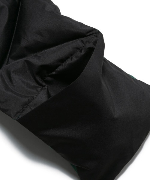 FIRST DOWN(ファーストダウン)の「【FIRST DOWN】DOWN SCARF MICROFT(マフラー・メンズ・ブラック/グリーン/イエロー・FREE)」の17枚目の写真