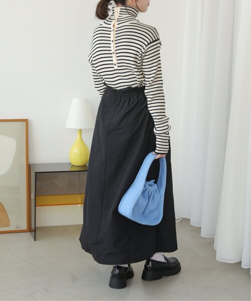 RAY CASSIN(レイカズン)の「ワンショルダーリブバッグ(ハンドバッグ・レディース・ブラック/ブルー/キナリ・FREE)」の10枚目の写真