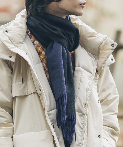 URBAN RESEARCH Sonny Label（アーバンリサーチサニーレーベル）の「リバーシブルウールマフラー（マフラー・メンズ・ネイビー/ブラック/レッド系その他/グリーン・ONE）」の2枚目の写真