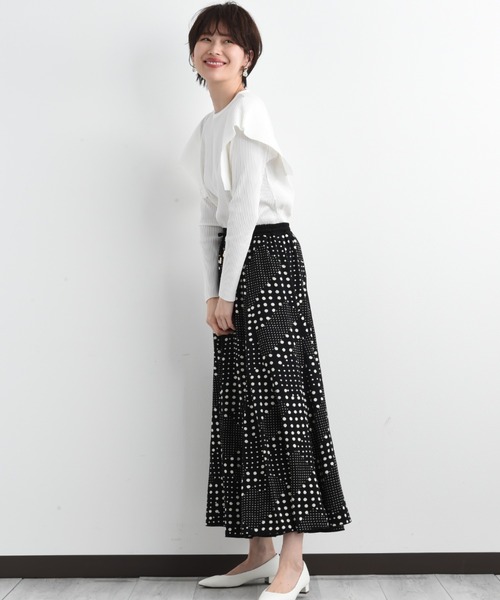 anana（アナナ）の「【anana】ギャラクシーリブショルダーフリルトップス（Tシャツ/カットソー・レディース・ホワイト/ネイビー・FREE）」の14枚目の写真