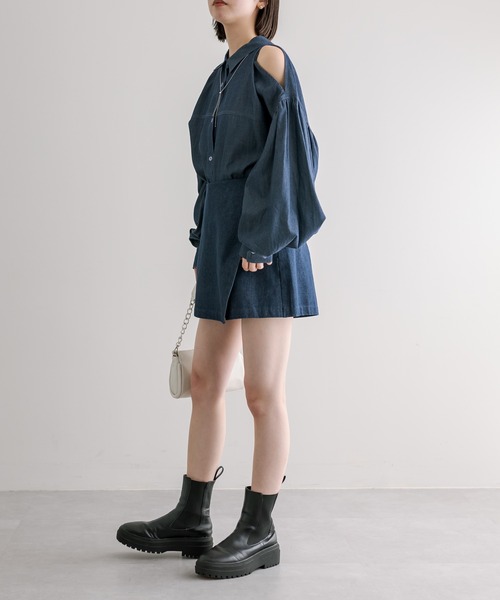 mystic(ミスティック)の「【リバイバルアイテム!】肩開きデニムシャツ(シャツ/ブラウス・レディース・ネイビー/ブルー・FREE)」の18枚目の写真