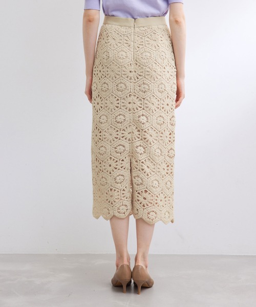 ROPE'（ロペ）の「カットワークフラワーレースタイトスカート/セットアップ対応（スカート・レディース・ブラック/キナリ・38）」の21枚目の写真