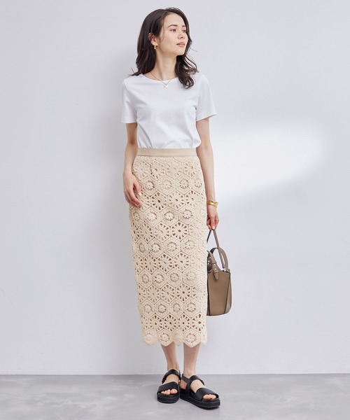 ROPE'（ロペ）の「カットワークフラワーレースタイトスカート/セットアップ対応（スカート・レディース・ブラック/キナリ・38）」の7枚目の写真