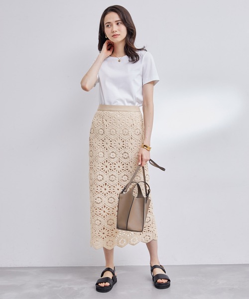 ROPE'（ロペ）の「カットワークフラワーレースタイトスカート/セットアップ対応（スカート・レディース・ブラック/キナリ・38）」の9枚目の写真