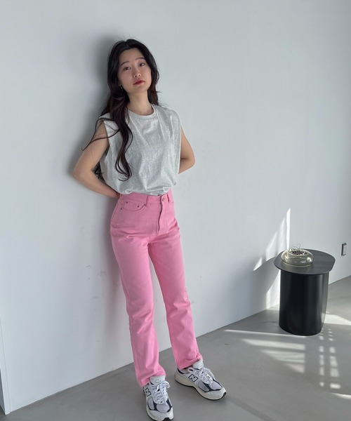 feepur(フェピュール)の「ショルダータックタンクトップ(タンクトップ・レディース・ブラック/オフホワイト/ブラウン/オートミール・MEDIUM)」の13枚目の写真