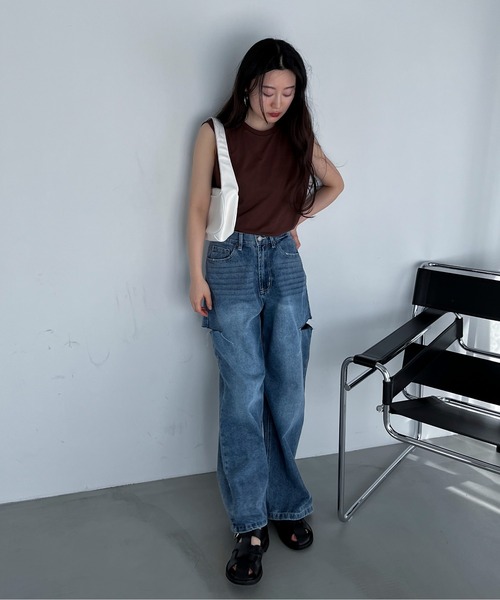 feepur(フェピュール)の「ショルダータックタンクトップ(タンクトップ・レディース・ブラック/オフホワイト/ブラウン/オートミール・MEDIUM)」の17枚目の写真