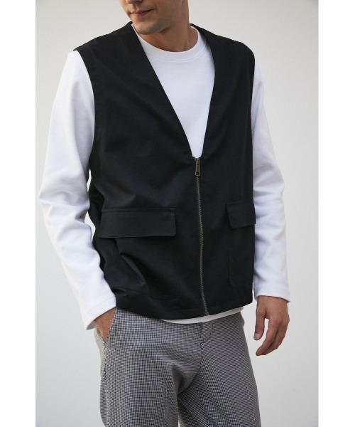 AZUL by moussy（アズールバイマウジー）の「DRIVERS ZIP VEST/ドライバーズジップベスト（ベスト・メンズ・グレー/ブラック・FREE）」の2枚目の写真