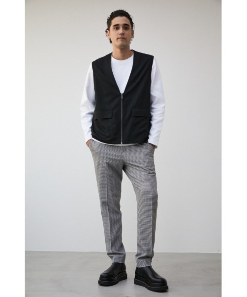 AZUL by moussy（アズールバイマウジー）の「DRIVERS ZIP VEST/ドライバーズジップベスト（ベスト・メンズ・グレー/ブラック・FREE）」の5枚目の写真