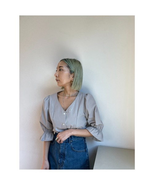 BLACK BY MOUSSY（ブラックバイマウジー）の「gather vneck