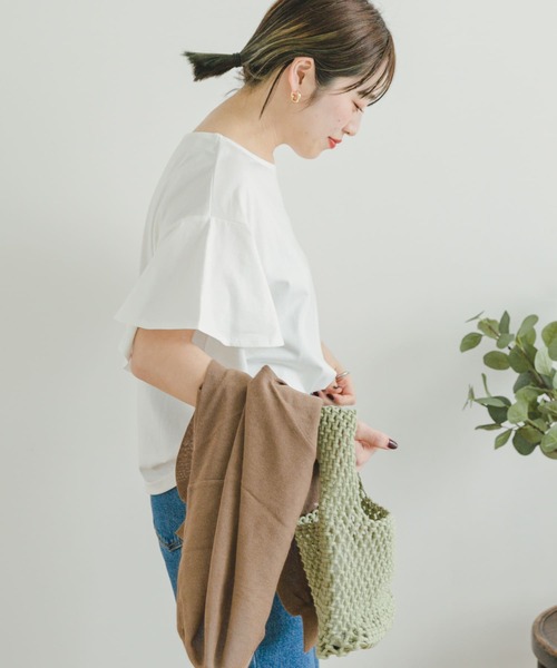 ITEMS URBANRESEARCH（アイテムズ アーバンリサーチ）の「シルケットライクフレアプルオーバー（Tシャツ/カットソー・レディース・オフホワイト/ブラック/ブルー/モカ・FREE）」の7枚目の写真