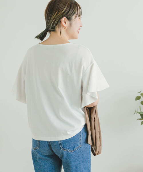 ITEMS URBANRESEARCH（アイテムズ アーバンリサーチ）の「シルケットライクフレアプルオーバー（Tシャツ/カットソー・レディース・オフホワイト/ブラック/ブルー/モカ・FREE）」の10枚目の写真