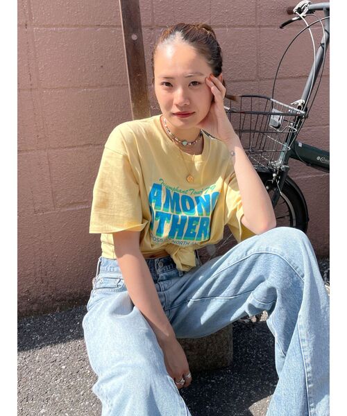 Ungrid(アングリッド)の「ツアーロゴルーズTee(Tシャツ/カットソー・レディース・オフホワイト/オレンジ/ブルー/チャコールグレー/イエロー・FREE)」の4枚目の写真