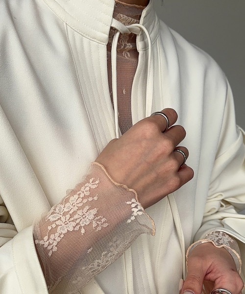 lawgy(ラウジー)の「see through lace tops(Tシャツ/カットソー・レディース・アイボリー/ベージュ/ピンクベージュ/ブラウン/カーキ系/ブルー系・FREE)」の6枚目の写真