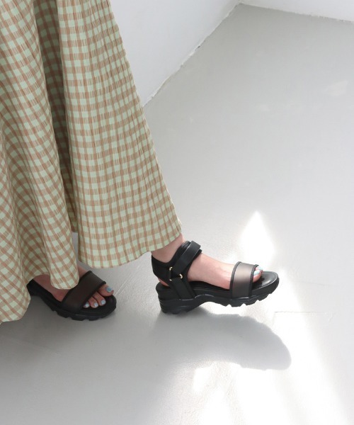 JELLY BEANS（ジェリービーンズ）の「スモークフィルムベルトスポーツサンダル(217-10282)JELLY BEANS(ジェリービーンズ)（サンダル・レディース・ホワイト/ブラック/ベージュ・M/L/S）」の5枚目の写真