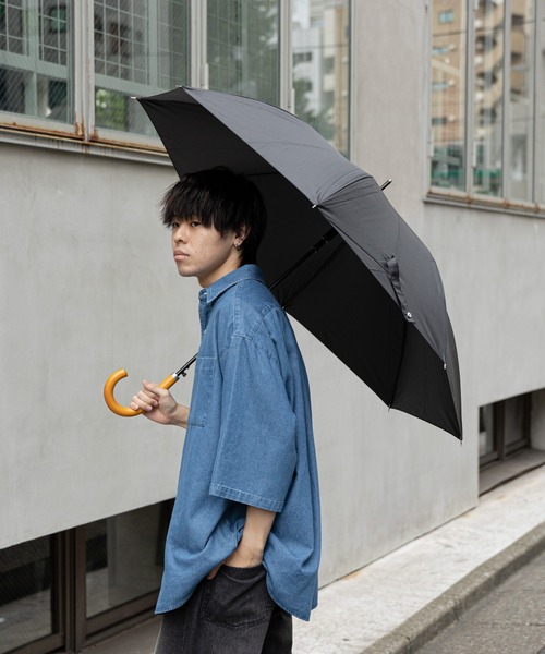 COLONY 2139（コロニートゥーワンスリーナイン）の「UV無地コーティング傘（長傘・メンズ・ダークグレー/ブラック/ネイビー・FREE）」の16枚目の写真