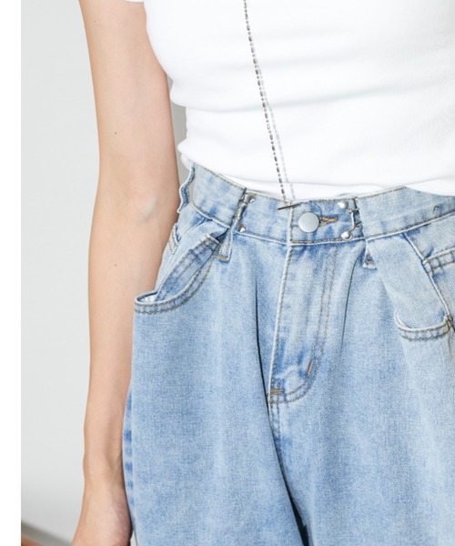 Auntie Rosa Holiday（アンティローザホリデー）の「ハイライズホックワイドデニム（デニムパンツ・レディース・ブルー・SMALL/MEDIUM）」の8枚目の写真