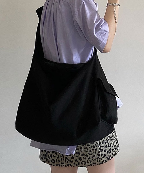 fd style(エフディ スタイル)の「サイドポケット ビッグキャンバスショルダーバッグ(ショルダーバッグ・レディース・ホワイト/Black・FREE)」の1枚目の写真