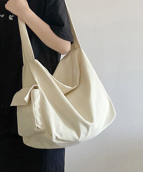 fd style(エフディ スタイル)の「サイドポケット ビッグキャンバスショルダーバッグ(ショルダーバッグ・レディース・ホワイト/Black・FREE)」の7枚目の写真