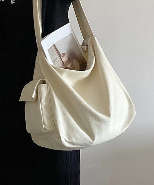 fd style(エフディ スタイル)の「サイドポケット ビッグキャンバスショルダーバッグ(ショルダーバッグ・レディース・ホワイト/Black・FREE)」の8枚目の写真