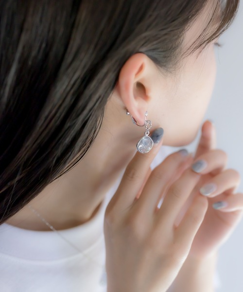 ear PAPILLONNER(イアパピヨネ)の「《WEB限定》クリスタルエポイヤリング(イヤリング・レディース・シルバー/ゴールド・FREE)」の7枚目の写真
