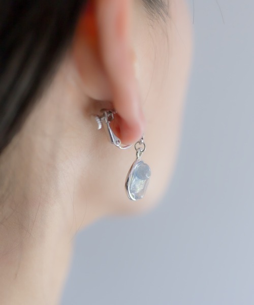 ear PAPILLONNER(イアパピヨネ)の「《WEB限定》クリスタルエポイヤリング(イヤリング・レディース・シルバー/ゴールド・FREE)」の13枚目の写真