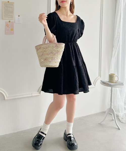 Loueme(ルエム)の「スクエアネックバックリボンティアードミニワンピ(ワンピース・レディース・ホワイト/ライトグリーン/ブラック・FREE)」の15枚目の写真