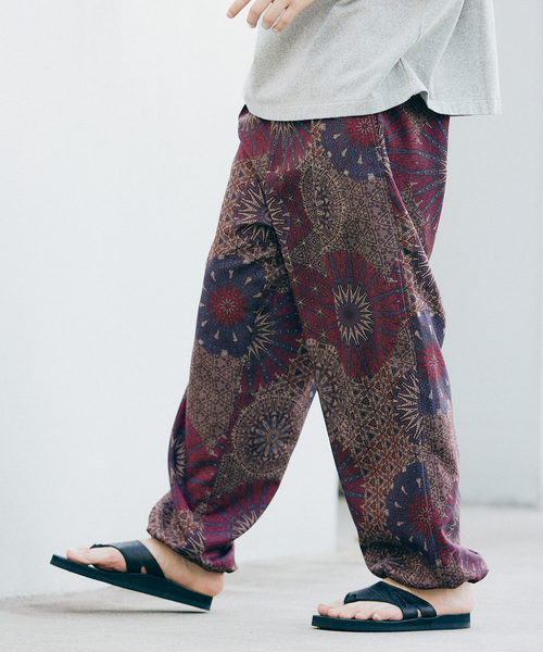 JOURNAL STANDARD（ジャーナルスタンダード）の「P/TRO パターンオーバーパンツ（その他パンツ・メンズ・ベージュ/ボルドー/ブラック系その他/チャコールグレー・MEDIUM/SMALL/LARGE）」の4枚目の写真