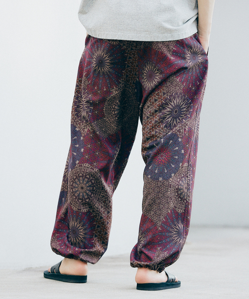 JOURNAL STANDARD（ジャーナルスタンダード）の「P/TRO パターンオーバーパンツ（その他パンツ・メンズ・ベージュ/ボルドー/ブラック系その他/チャコールグレー・MEDIUM/SMALL/LARGE）」の7枚目の写真