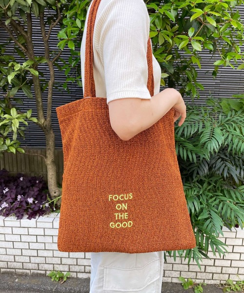 LOWRYS FARM(ローリーズファーム)の「ロゴトートBAG 965748(トートバッグ・レディース・シルバー/ブルー/アイボリー/ブラック/オレンジ/シルバー系その他/グリーン/シルバー系その他2/ブルー系その他・FREE)」の6枚目の写真