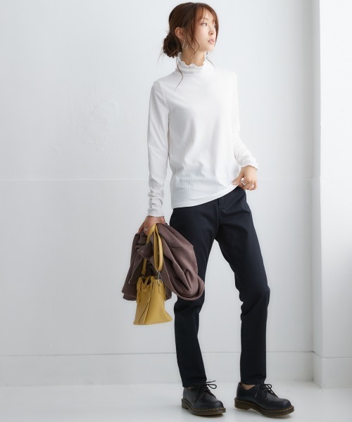 nissen（ニッセン）の「細リブハイネックカットソートップス（Tシャツ/カットソー・レディース・ホワイト×ブラック/ブラウン系/ネイビー/オフホワイト/コーラル/サックスブルー/ブラック/ライトグレー/グリーン系/ネイビー×ホワイト・LL/S/L/M/3L）」の13枚目の写真