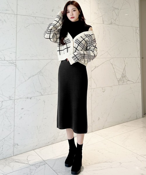 Julia Boutique(ジュリアブティック)の「チェック柄カーディガン×タートルネックニットワンピースセット(ワンピース・レディース・オフホワイト/ブラック・ONE)」の21枚目の写真