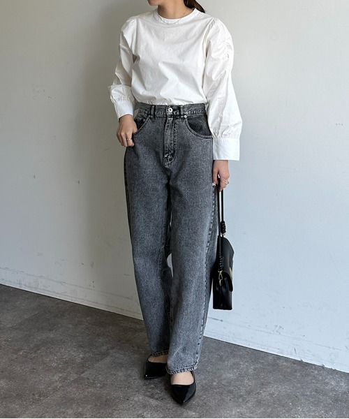 Thevon(ゼボン)の「シャーリングパワショルブラウス(シャツ/ブラウス・レディース・カーキ/オフホワイト/レッド系その他/ブラック・FREE)」の10枚目の写真