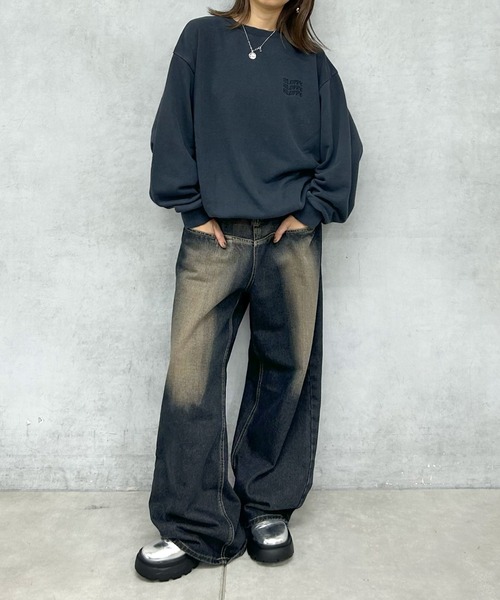 WHO'S WHO gallery（フーズフーギャラリー）の「【SLOPPY/スロッピー】ピグメントクルースウェット（スウェット・レディース・チャコールグレー/ホワイト/ネイビー・FREE）」の11枚目の写真