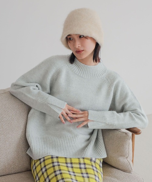 LOWRYS FARM（ローリーズファーム）の「モチモチハイネックプルオーバーＬＳ　968925（ニット/セーター・レディース・ブラック/グレー/イエロー/ブルー/アイボリー・FREE）」の11枚目の写真