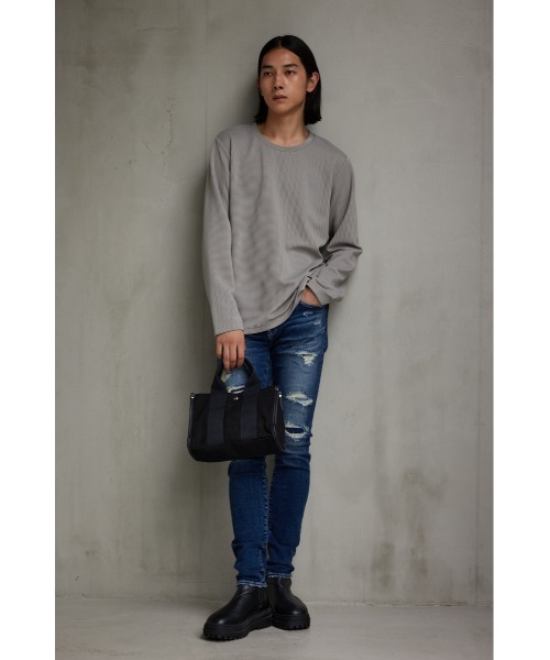 AZUL by moussy(アズールバイマウジー)の「スクエアキャンバストートバッグ(トートバッグ・メンズ・ブラック/オフホワイト・FREE)」の9枚目の写真