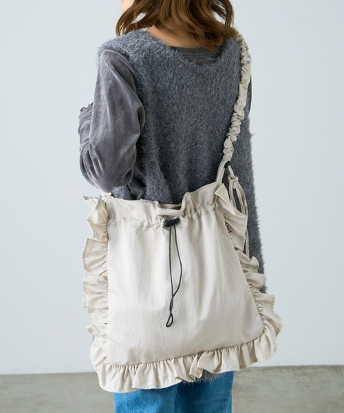 CIAOPANIC TYPY（チャオパニックティピー）の「フリルギャザー2WAYBAG（ショルダーバッグ・レディース・シャンパン/ピンク/ブラック/シルバー・ONE SIZE）」の9枚目の写真