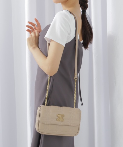 JILL by JILL STUART（ジルバイジルスチュアート）の「◇LinkJシリーズ　ポシェット（ショルダーバッグ・レディース・ブラック/グレー/ホワイト/ベージュ・FREE）」の4枚目の写真