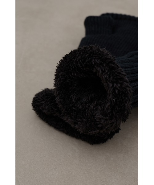 AZUL by moussy（アズールバイマウジー）の「ニットハンドウォーマー（手袋・レディース・ブラック/ベージュ・FREE）」の5枚目の写真