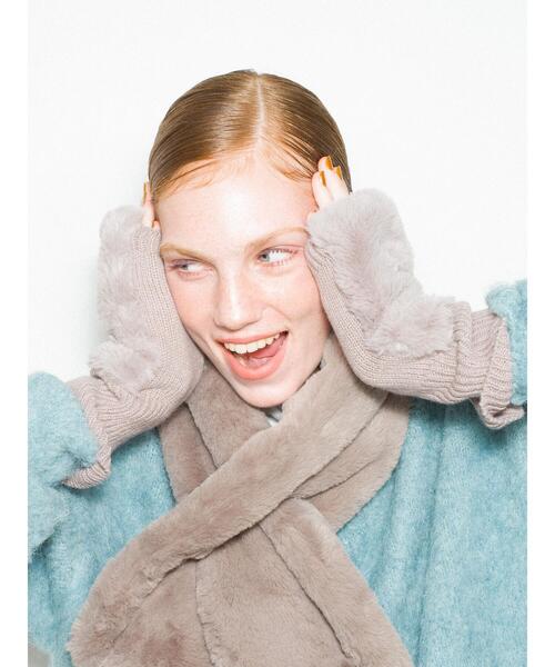 Te chichi TERRASSE（テチチテラス）の「ファードッキンググローブ（手袋・レディース・モカ/オフホワイト・F）」の2枚目の写真