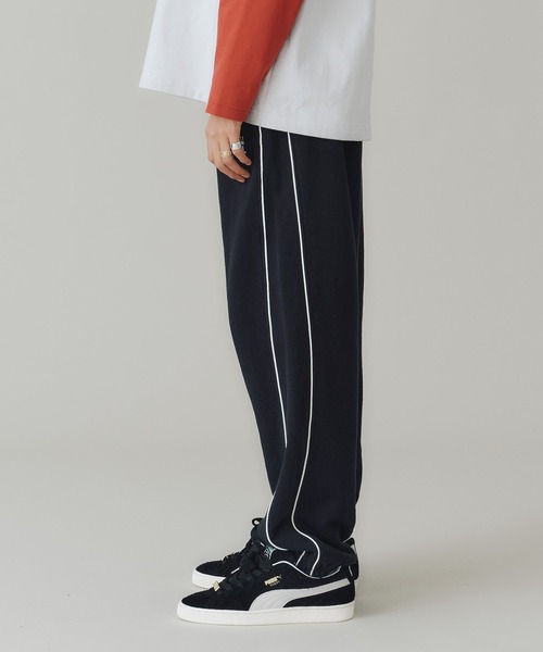XLARGE（エクストララージ）の「EMBROIDERED LOGO PIPING SWEATPANTS