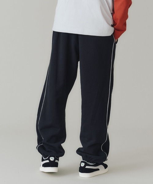 XLARGE(エクストララージ)の「EMBROIDERED LOGO PIPING SWEATPANTS(スウェットパンツ・メンズ・グリーン/ネイビー/ブラック・M/L/XL/S)」の11枚目の写真