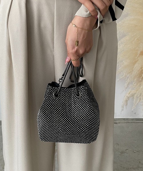210nouve(トゥージュヌーブ)の「スパンコールミニショルダーバッグ(ショルダーバッグ・レディース・シルバー/ゴールド/ブラック・FREE)」の9枚目の写真