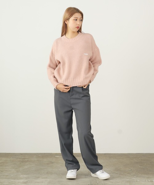 Chick(チック)の「MEDIUM CREW NECK KNIT / ミディ丈クルーカラーニット(ニット/セーター・レディース・ピンク/オフホワイト/グレー・FREE)」の19枚目の写真
