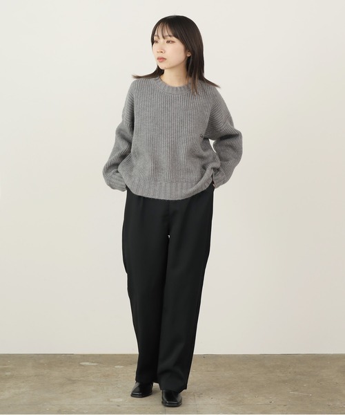 Chick(チック)の「MEDIUM CREW NECK KNIT / ミディ丈クルーカラーニット(ニット/セーター・レディース・ピンク/オフホワイト/グレー・FREE)」の14枚目の写真