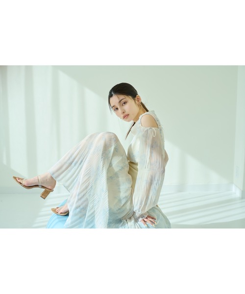 SNIDEL(スナイデル)の「バリエミュール(サンダル・レディース・クリア/ブラック/アイボリー/サックスブルー・MEDIUM/LARGE/SMALL)」の22枚目の写真