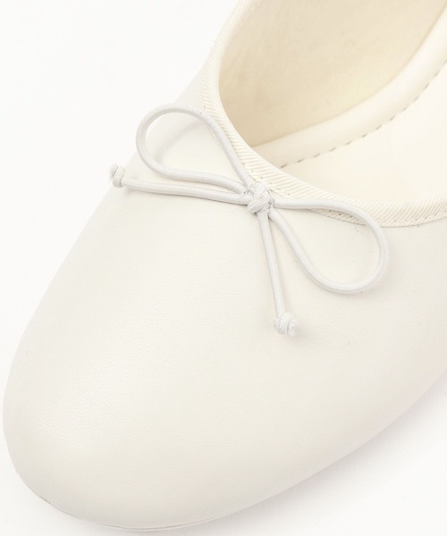 LOWRYS FARM(ローリーズファーム)の「リボンバレエシューズ 995934(バレエシューズ・レディース・ホワイト/ブラック/シルバー・MEDIUM/LARGE/SMALL)」の22枚目の写真